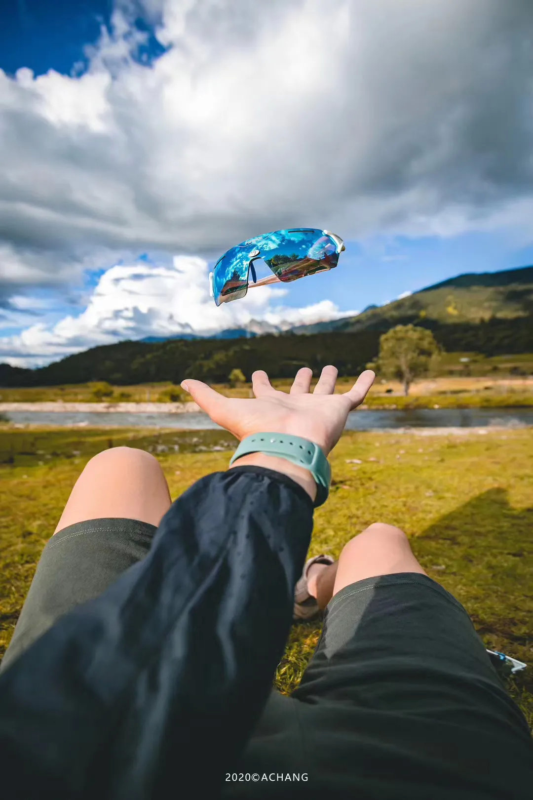 近视佩戴太阳镜方便吗,近视者佩戴太阳镜的4种解决方案