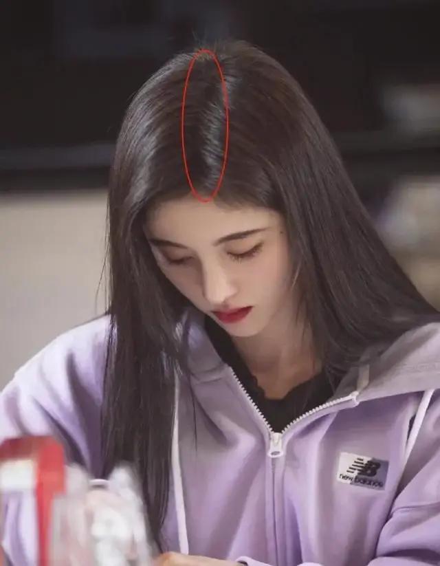 鞠婧祎现实中是真的白吗,鞠婧祎现实真的那么白吗