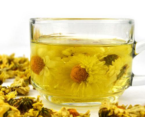 泡菊花茶可以在冬季去火吗,冬季喝菊花茶的好处和坏处