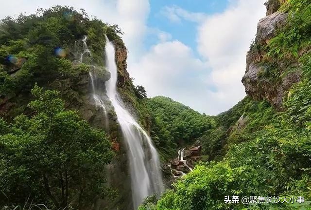 湖南浏阳市有多大,浏阳相当于长沙的一个区吗