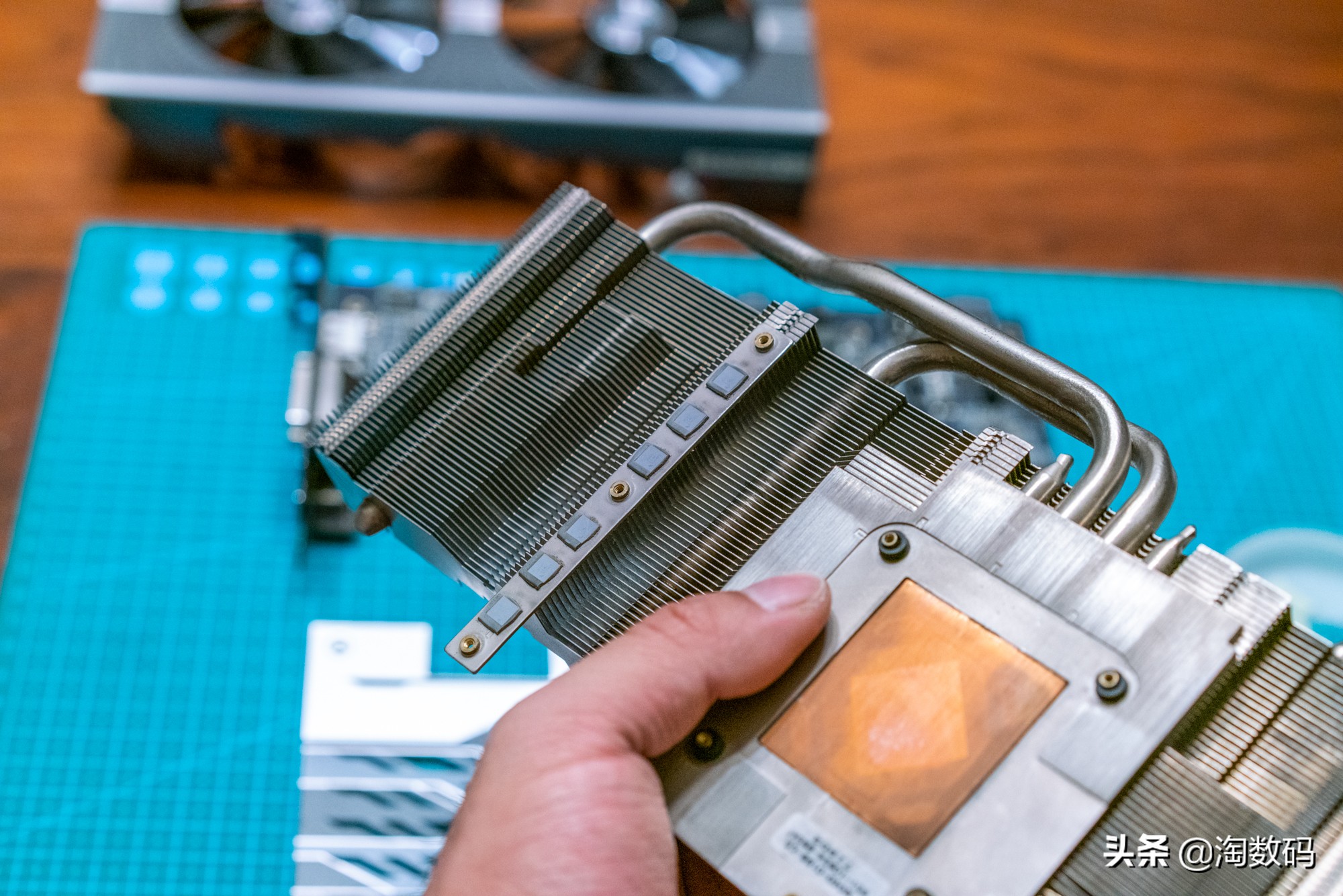 矿圈挚爱：蓝宝石RX5808GB超白金OC限量版，清理翻新测试晒个单