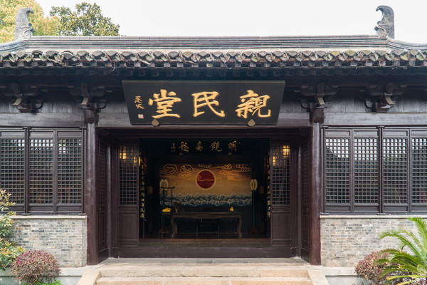 踏春赏花拍美景,踏春赏花逛湖