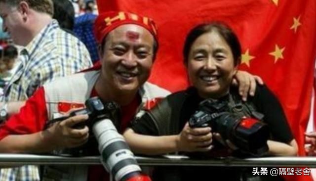 58岁妻离子散、64岁节目中晕倒,离开冯巩后,牛群到底有多惨?