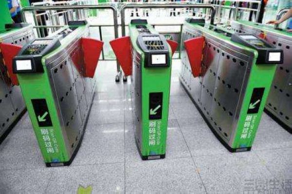 鎴忚鐑偣浜嬩欢澶у叏,鎴忚浜嬫晠