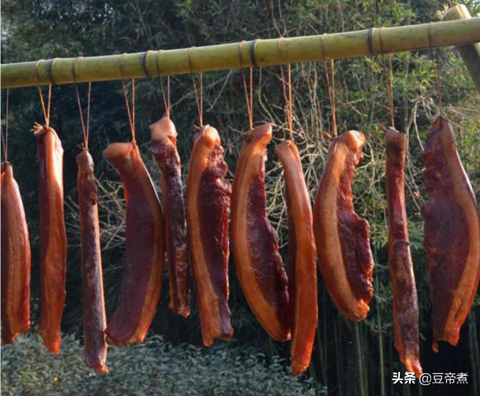 就地过年之下，越南人看到了中国人对春节的执着