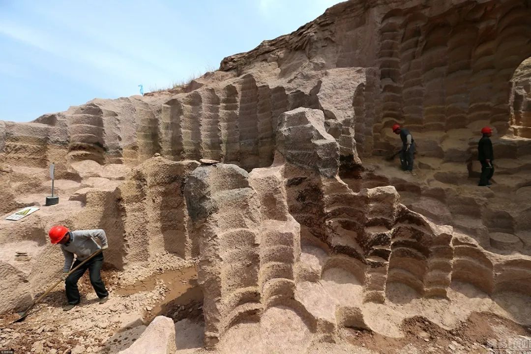 涨停次日开盘可以直接跌停吗,涨停跌停的股票还能买吗