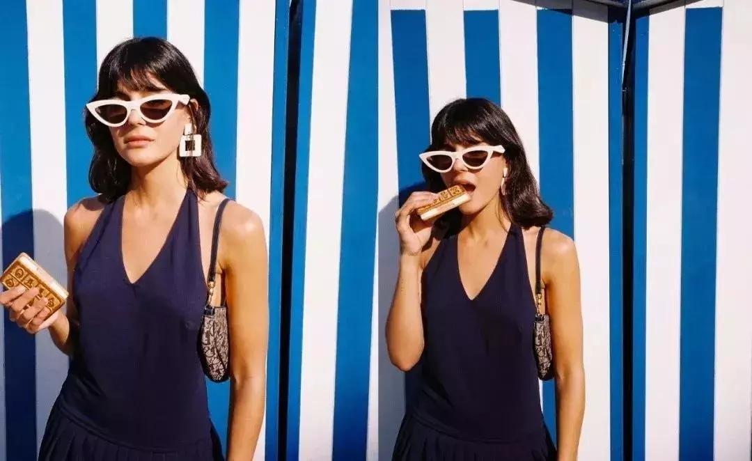 prada包包哪款最火,prada2019年都发布了几款包