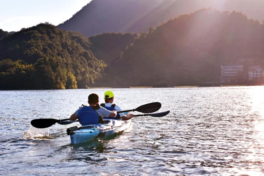 真正一线湖景！千岛湖这家“颜值杀”民宿自带一个超强属性