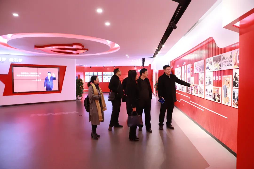 浙江大学创业投资有限公司总经理吴添羽一行走访盘石直播电商云