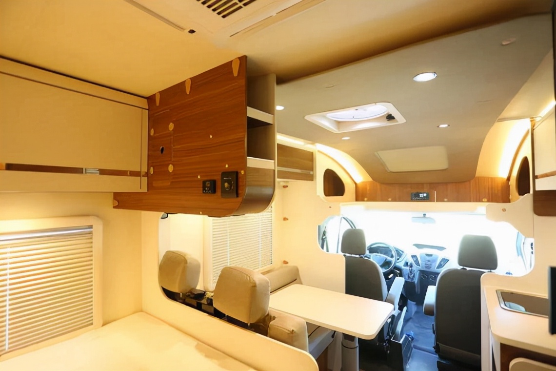 隆翠房车最佳配置,隆翠v362升顶房车