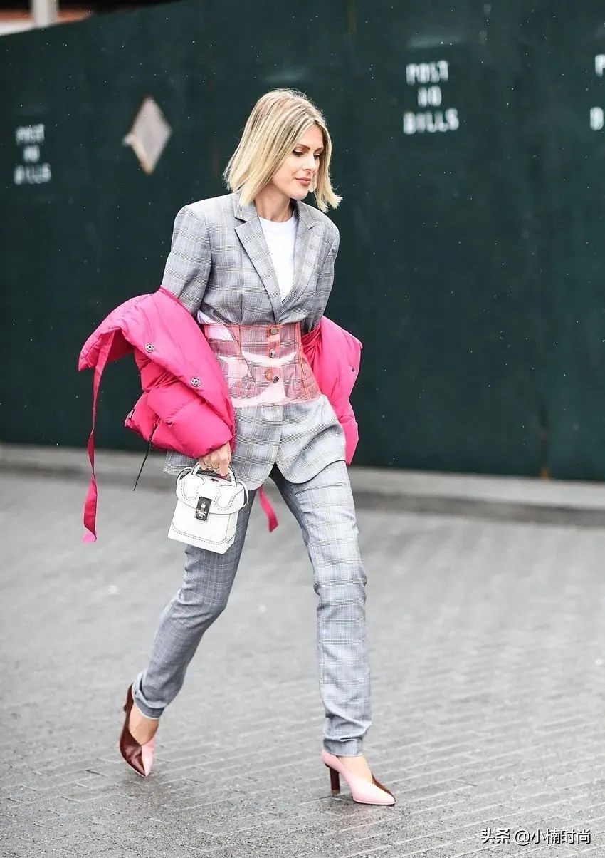 pvc面料的衣服有什么缺点,pvc材质服饰介绍