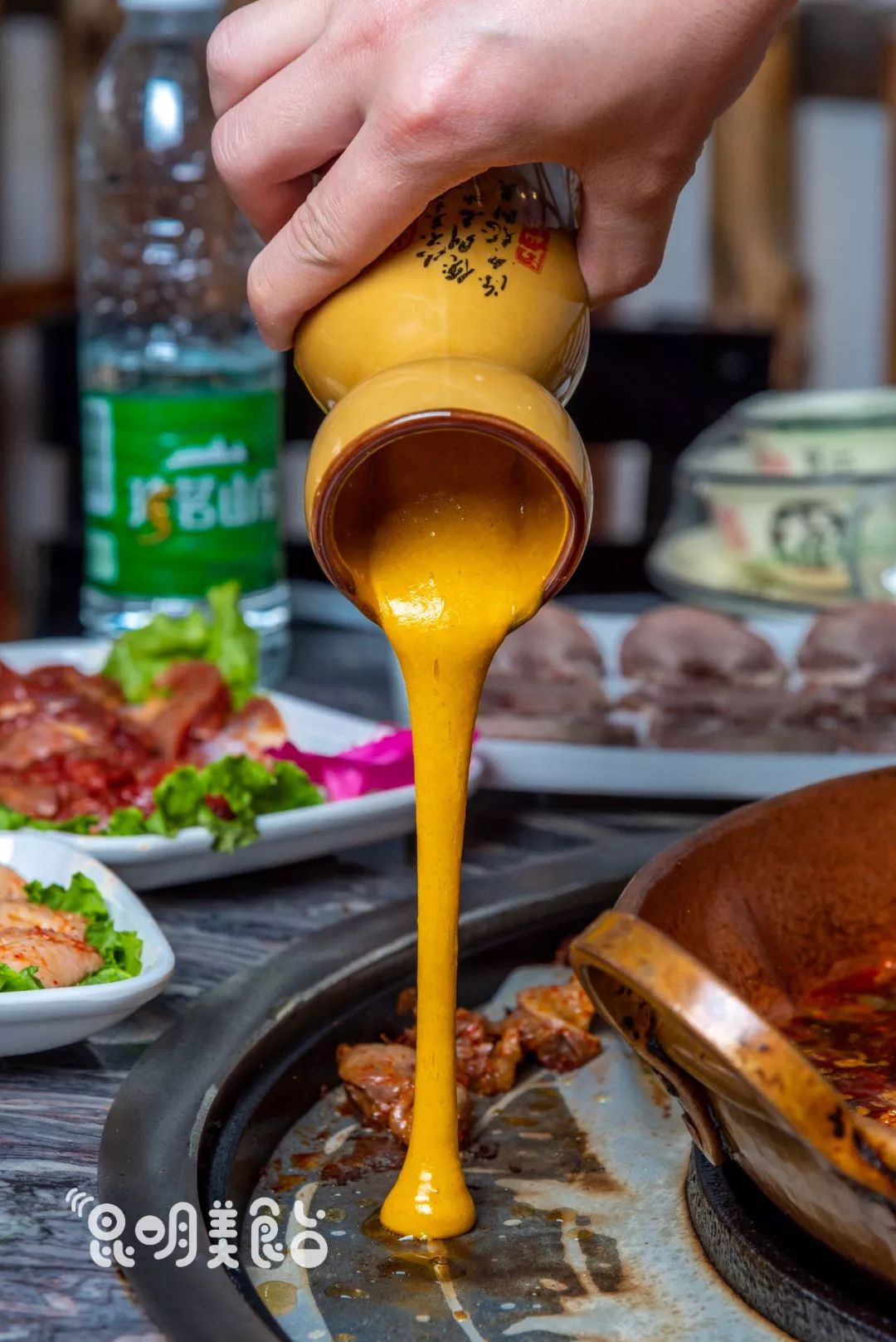 昆明最好吃的酸菜牛肉,昆明关上老坛秘制酸菜牛肉