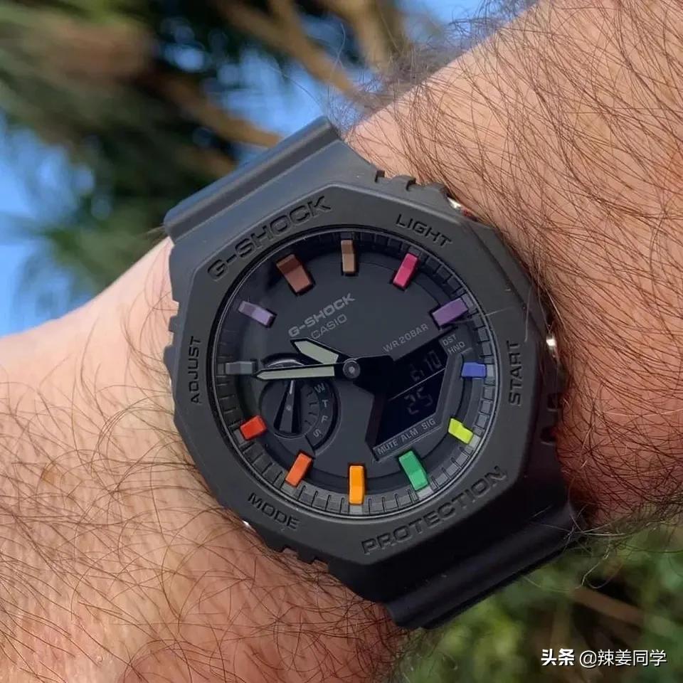 卡西欧皇家橡树纯黑款,卡西欧皇家橡树红色