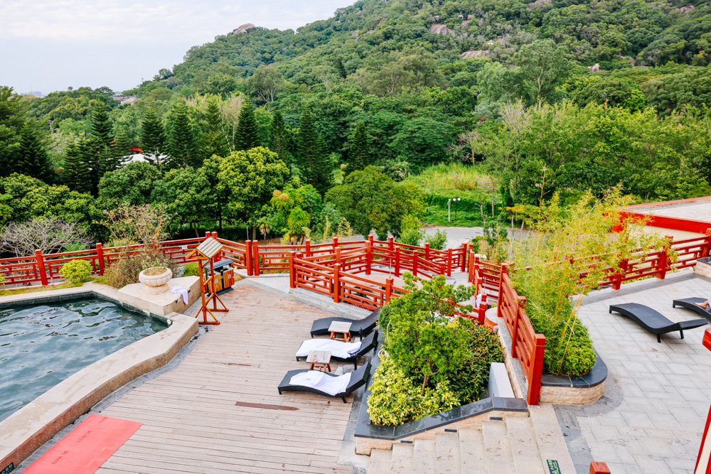 天气冷了去温暖的地方玩,潮州东山湖温泉度假村