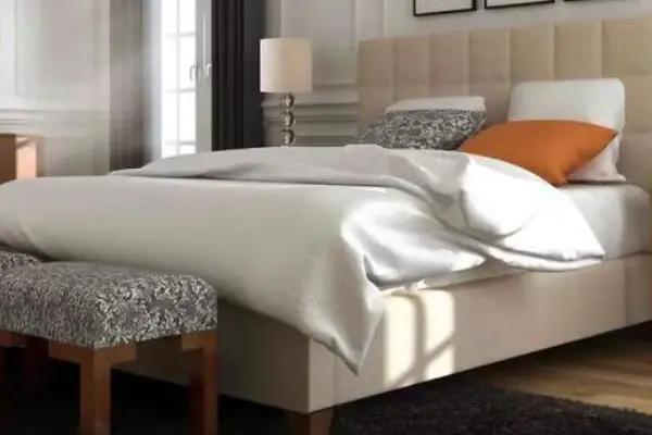 酒店床尾为什么摆长凳,酒店情侣床尾放什么