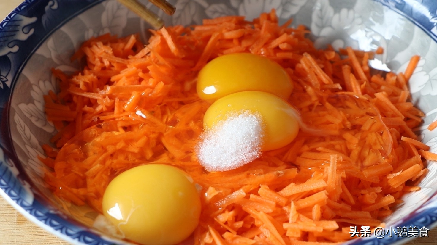 烙饼的关键是和面的时候放油,家常烙饼怎么和面又软又好吃