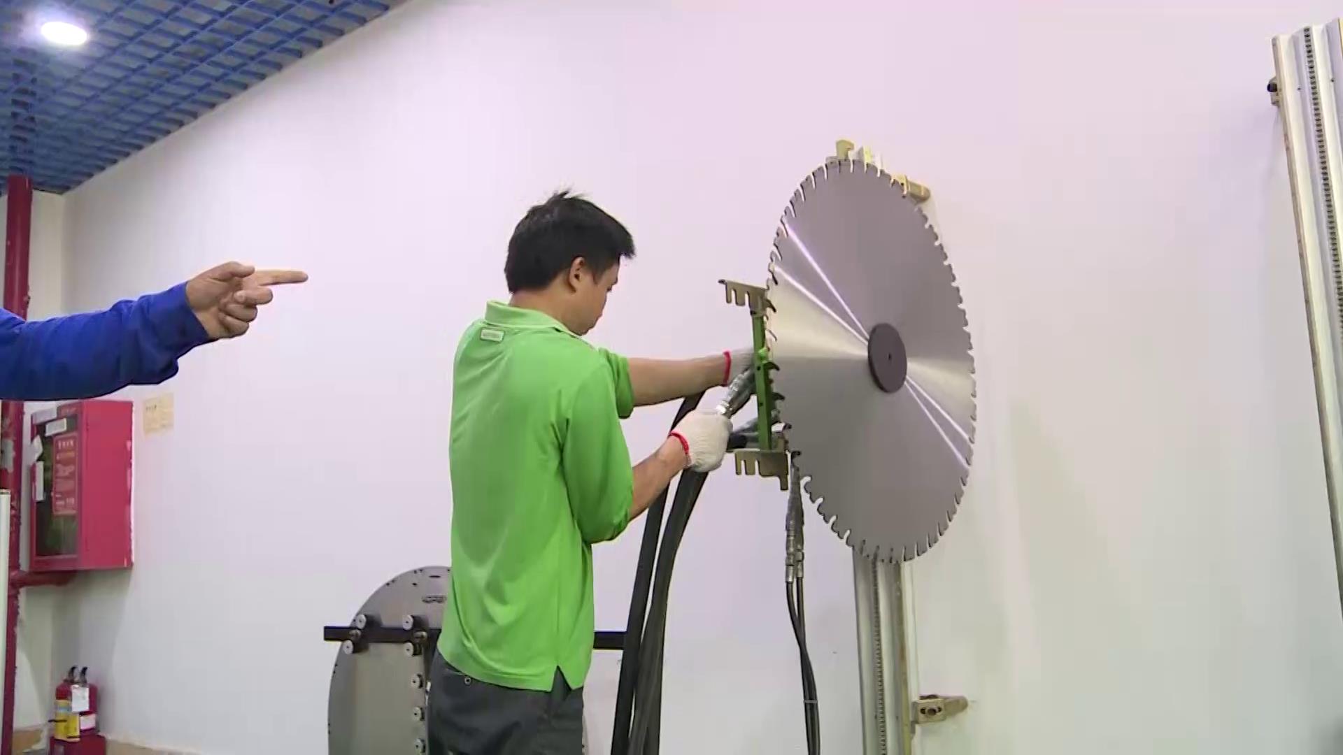 万物皆可切系列之斧子大改造,万物皆可锯