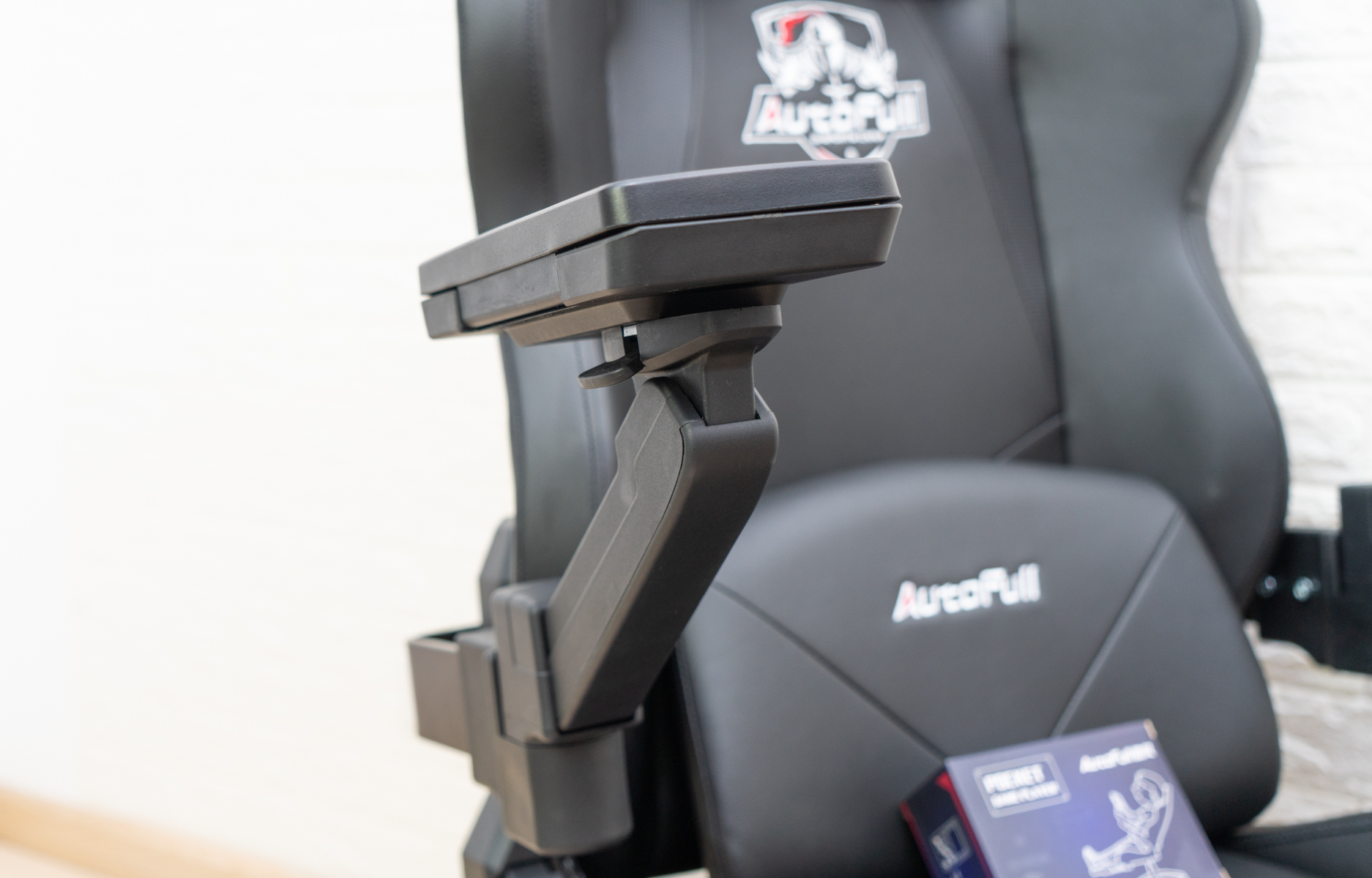 傲风机械臂电竞椅,电竞椅选择哪种好