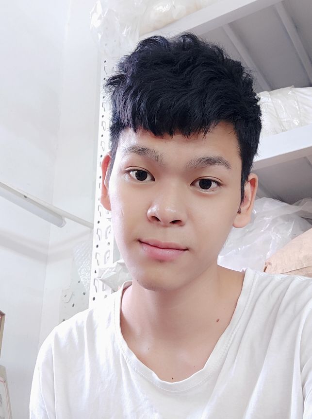 最美好的年纪活成了最糟糕的自己,在最好的年纪里过着最悲哀的生活