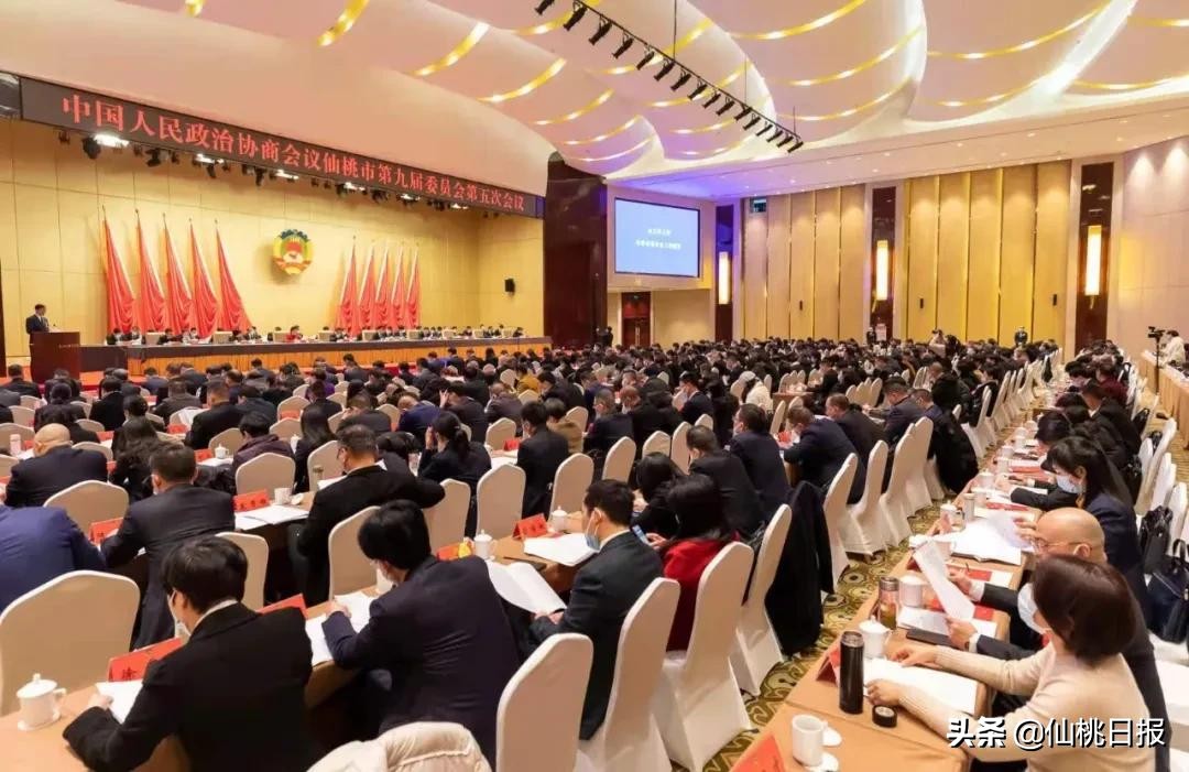 击鼓催征稳驭舵奋楫扬帆启新程,击鼓奋楫扬帆新征程