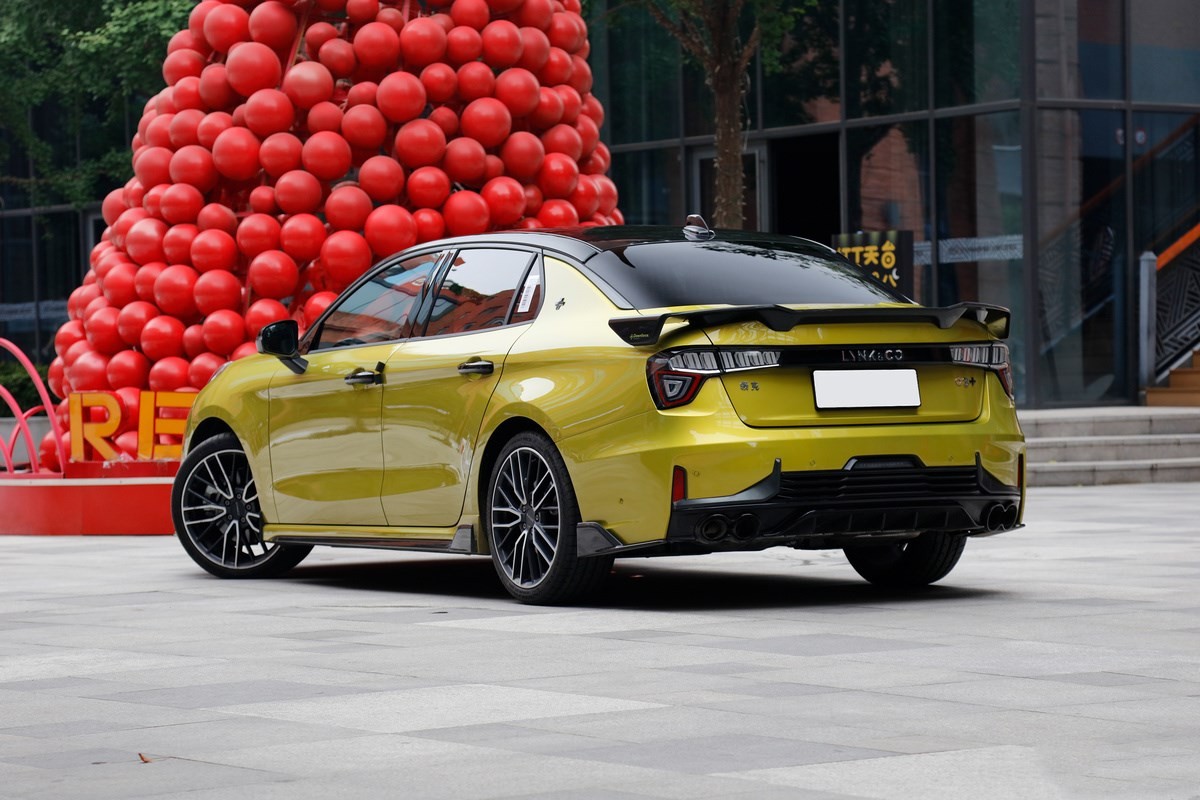 这几款车不仅颜值高性能也强劲,2.0t+8at的动力组合的20万车