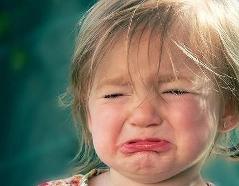 孩子发脾气家长要控制情绪,父母情绪稳定是孩子最大福气