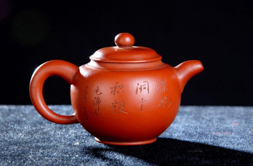 紫砂壶为什么价格差距那么大,紫砂壶价格为什么差别大呢