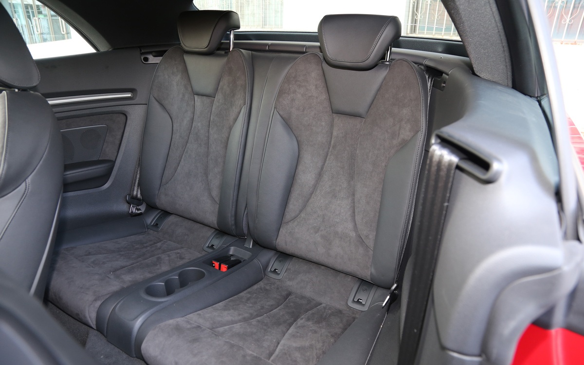 奥迪四座敞篷最新款,软顶敞篷车奥迪新款