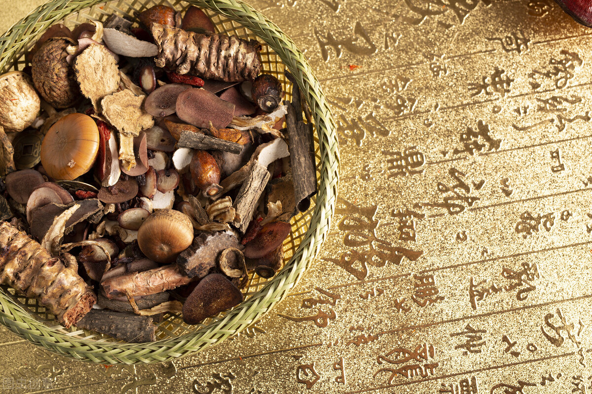 小儿矮小吃什么药,治疗幼儿矮小的药