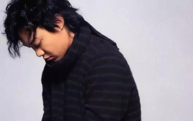 10首经典的粤语歌手完整版,100首经典粤语歌曲一人一首成名曲