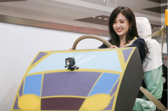 吴宣仪牛仔破洞裤,有一种破洞裤叫什么