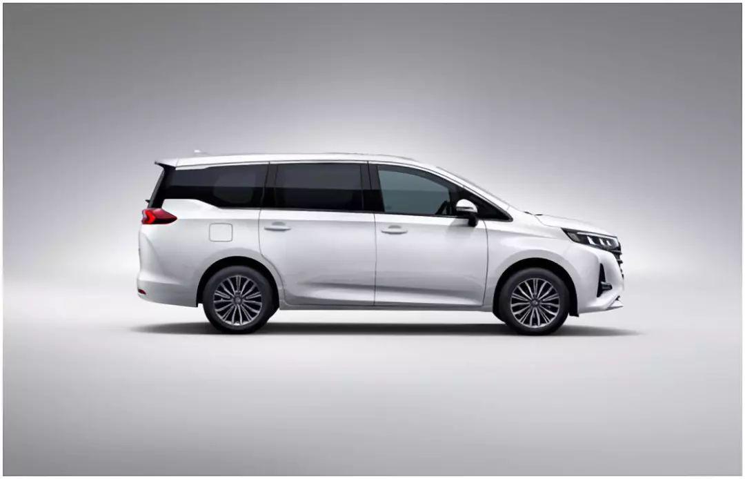 长安欧尚科尚mpv48伏轻混油耗,长安欧尚科尚mpv对比传祺gm6