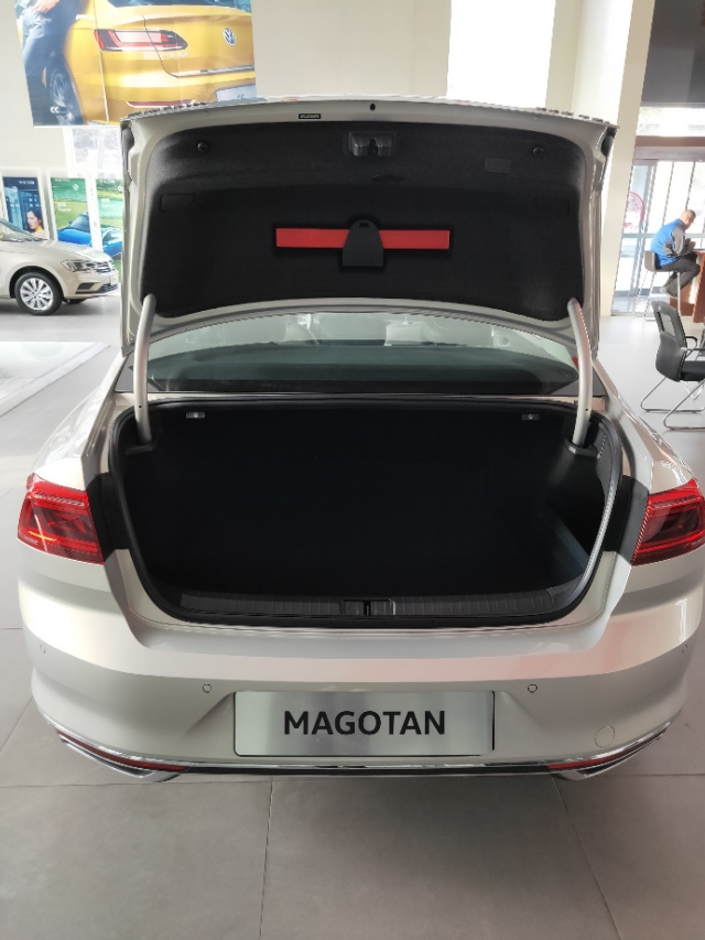 更换宝来车钥匙电池,迈腾车钥匙原装电池