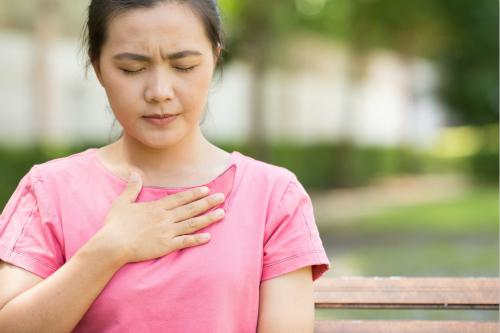 2个部位突然疼是月经来了？医生说出中奖真相，女人羞红了脸