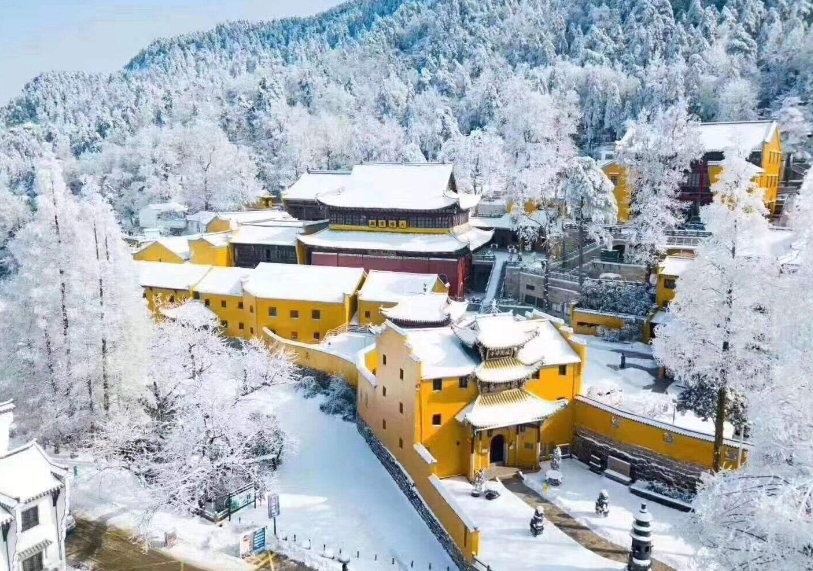 这才是7月最值得去的16个地方,这才是夏天最值得去的20座海岛