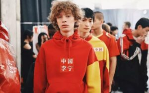 李宁官方旗舰店直播带货日进斗金,李宁大品牌直播