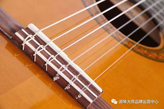 吉他琴颈调节杆坏了怎么调,吉他琴颈加固有什么用