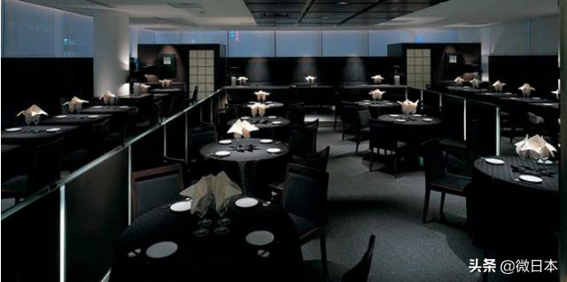 在日本的夜晚,在日本的晚餐