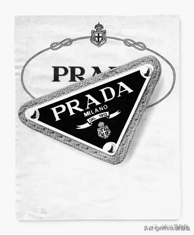 第18只包｜PradaCahier：不只是穿Prada的女王，更是你的月光宝盒