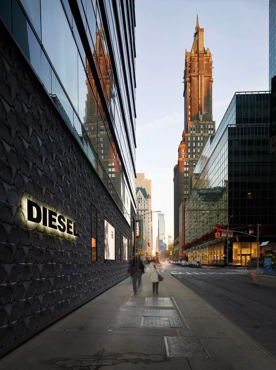 从优衣库到南京步行街,优衣库到路易威登