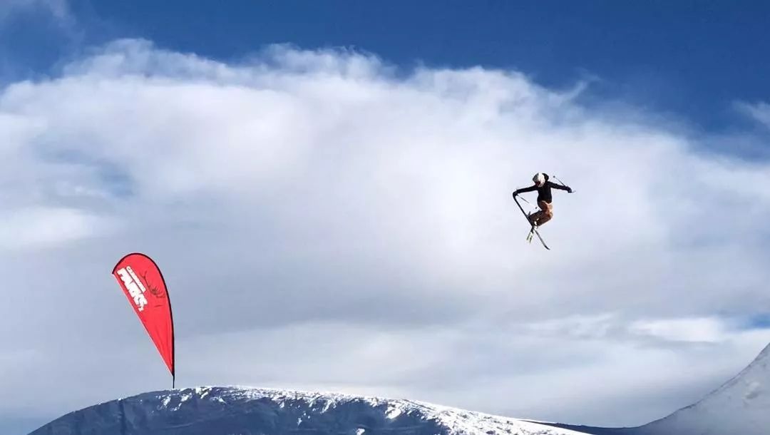 15岁原美籍天才滑雪少女,15岁花样滑冰天才少女中国