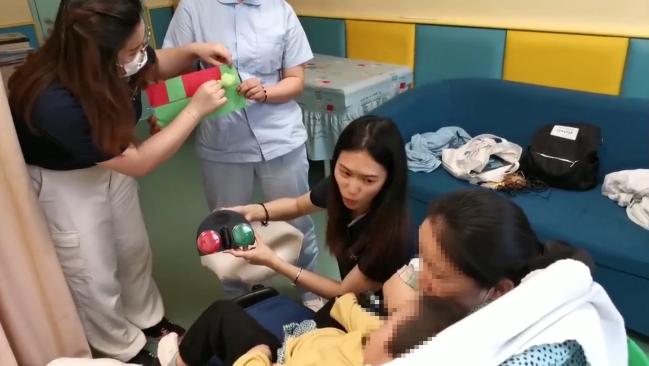 借助沟通辅具,5岁语障儿童第一次“说”出了“我爱妈妈”