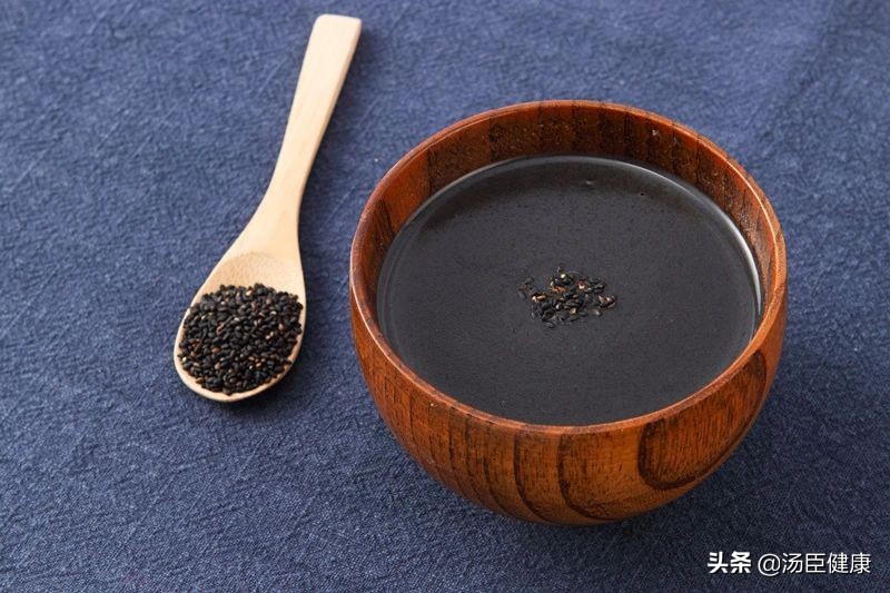 坚持健身半年居然秃了,20岁小伙子坚持健身半年竟然秃了