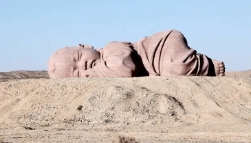 千与千寻巨婴变身后的经历,千与千寻巨婴代表什么