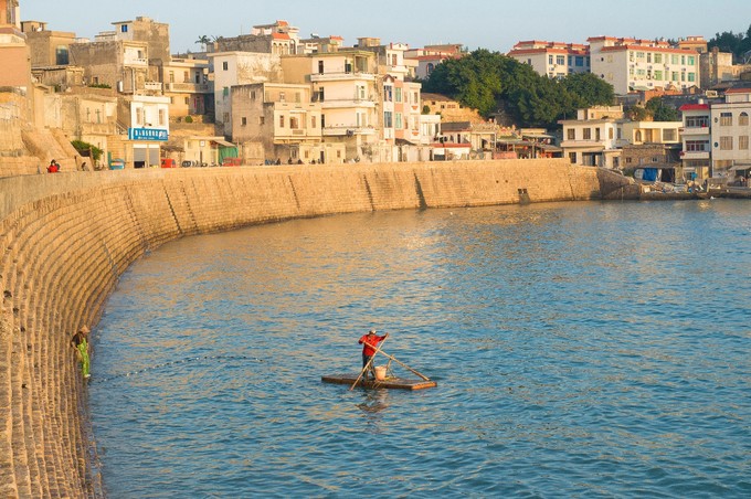 福建东山岛景点风动石,福建旅游景点推荐冬天东山岛