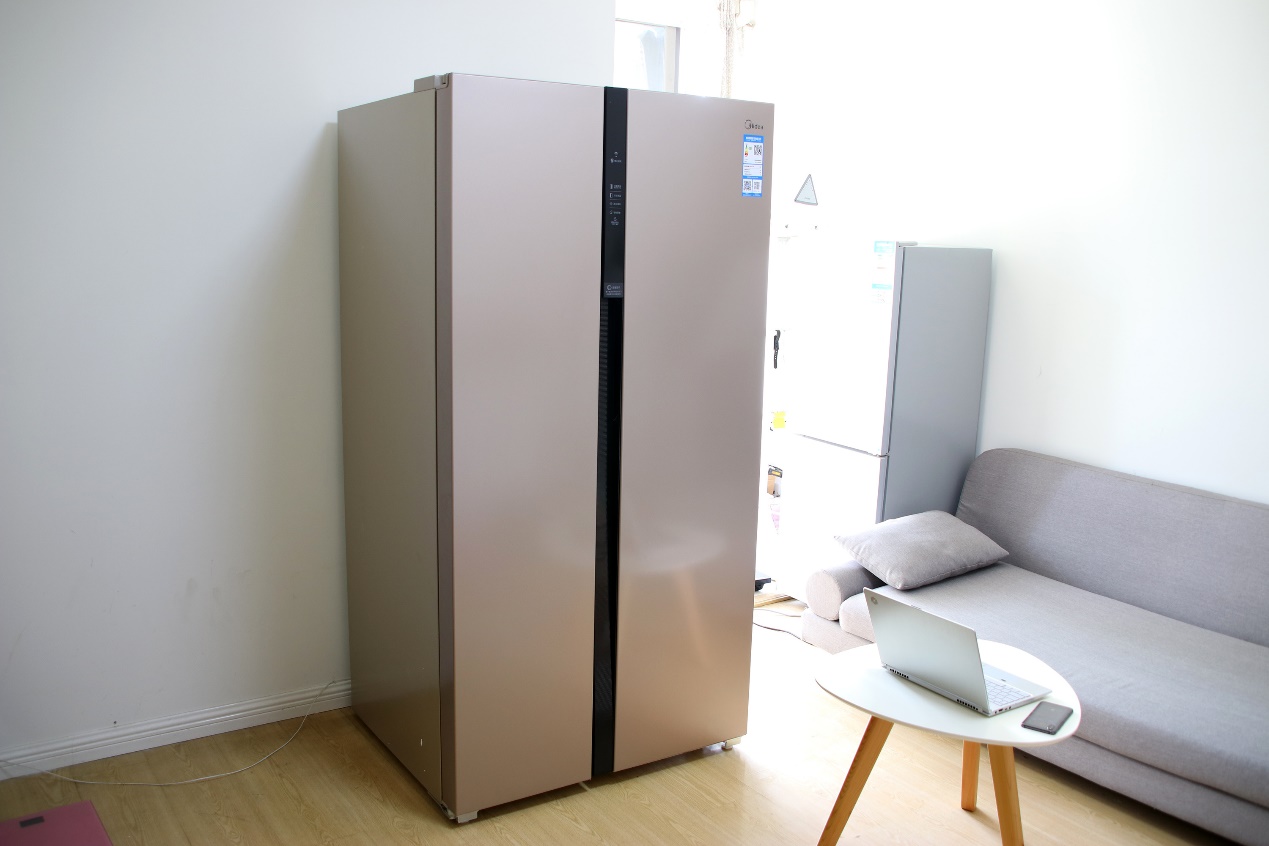 风冷变频双循环大容量美的冰箱,美的超薄冰箱深度60cm评测