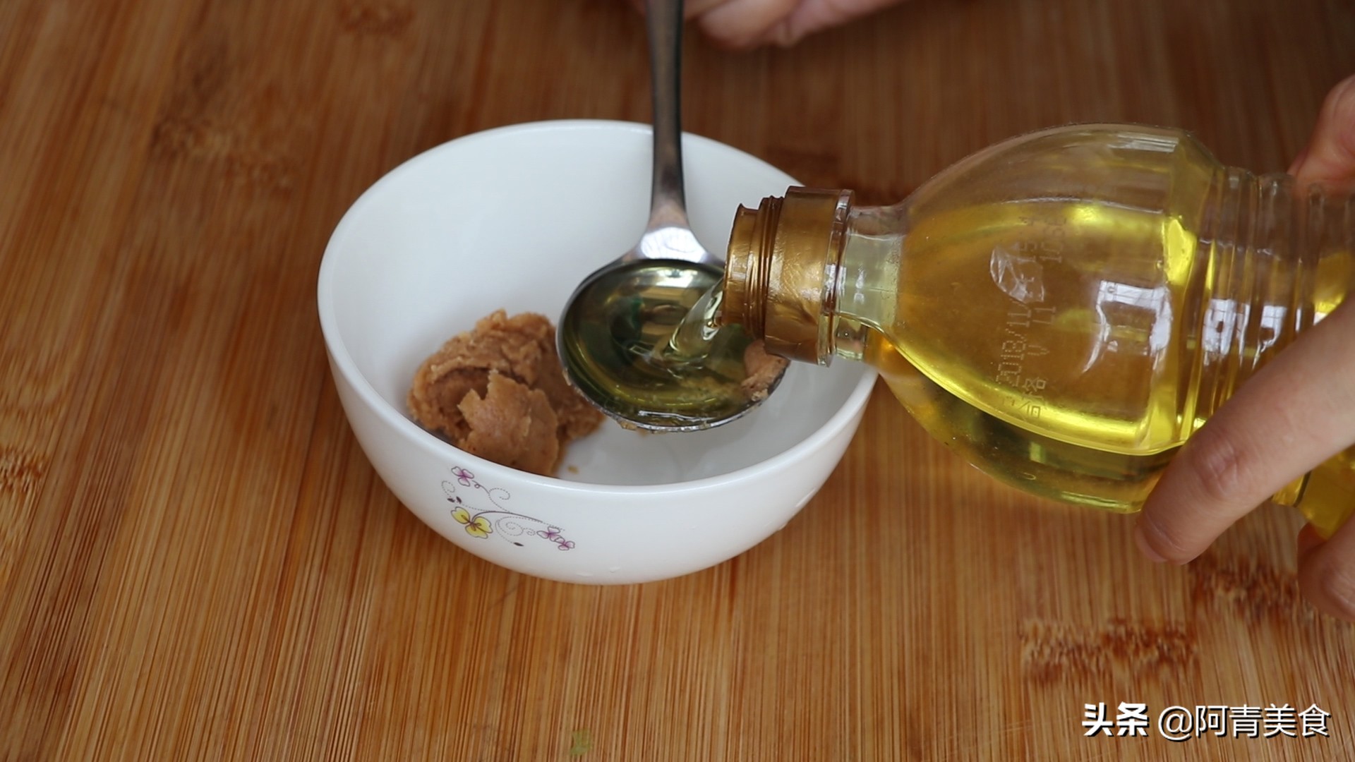 热干面在家自己调料,正宗热干面做法与配菜