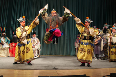 长生殿杨贵妃和玄宗,杨贵妃的美貌吸引了唐玄宗