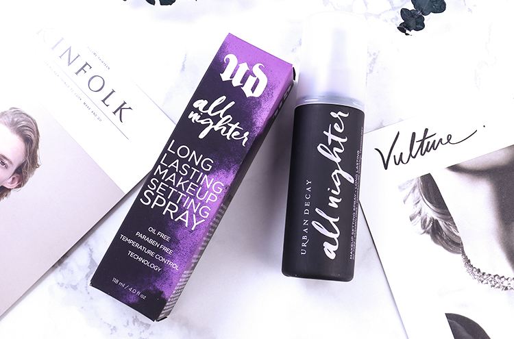 很滋润的定妆喷雾,秋冬持妆定妆喷雾