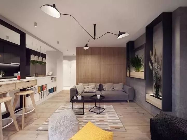 家里电灯一直亮怎么回事,家里电灯突然闪灭了两下又正常了